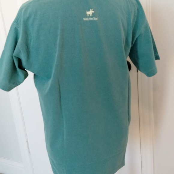 Here Comes Santa Paws GREEN Unisex Short Sleeve Christmas Shirt NEW with Tags - Picture 4 of 5